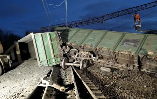 Авария на железной дороге под Днепром: все подробности