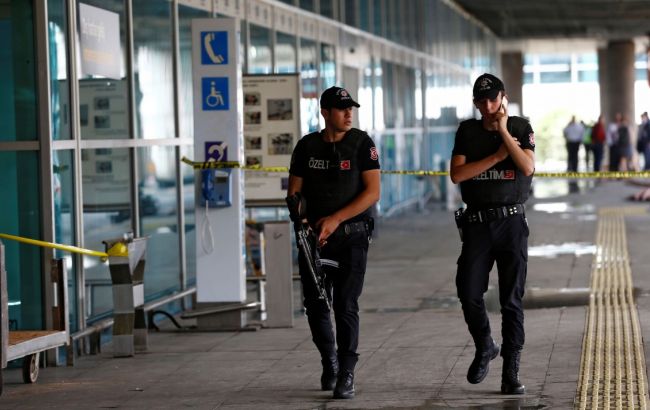 В Турции количество подозреваемых в причастности к теракту увеличилось до 17