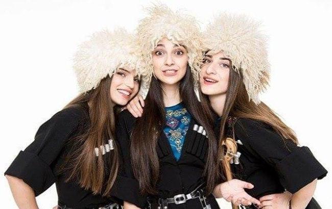 Грузинские девушки покоряют сеть исполнением украинской народной песни