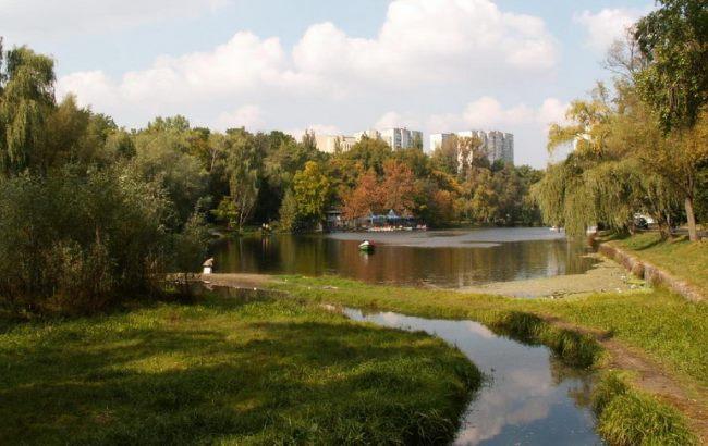 В киевских парках появятся "островки безопасности" с "тревожными кнопками"