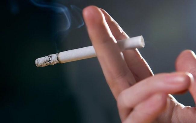 Вчені встановили, коли куріння йде на користь