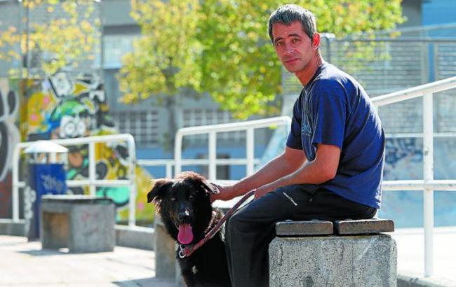 Іспанський футбольний клуб взяв на роботу бездомну людину