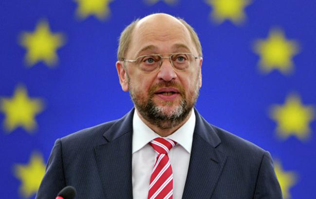 Шульц считает действия России неприемлимыми