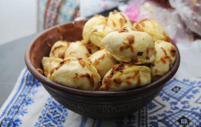 Наркотичні вареники: мати передала синові в тюрму передачу з сюрпризом