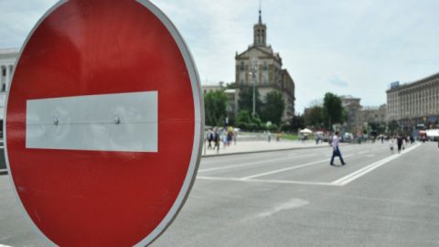 З сьогоднішнього дня обмежать рух на Дарницькій площі