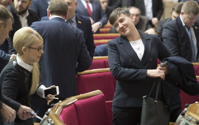 У Раді депутата Денисенко відсадити від Савченко