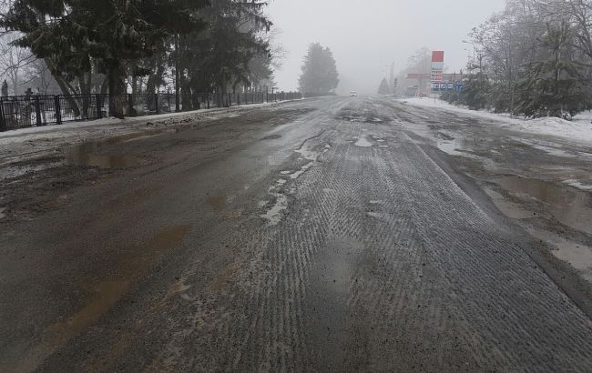 СБУ разоблачила хищение средств на ремонте дорог в Тернопольской области