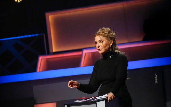 Вивести Україну з кризи із мінімальними втратами здатна Тимошенко, - експерт