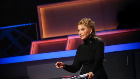 Тимошенко: Украине нужен новый Кабмин, который направит страну к восстановлению