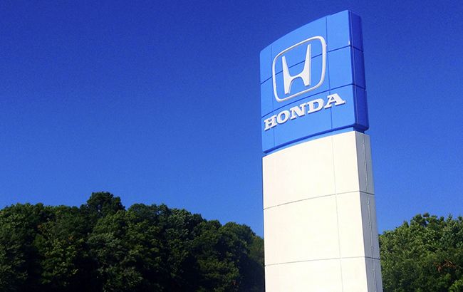 Toyota та Honda призупинили заводи в Китаї через коронавірус