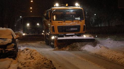 Власти Львова призвали работать дистанционно в четверг из-за снегопадов