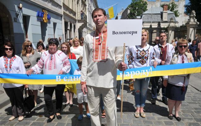 Во Львове красиво отметили Праздник Героев