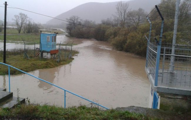 Паводок в Закарпатской области пошел на спад