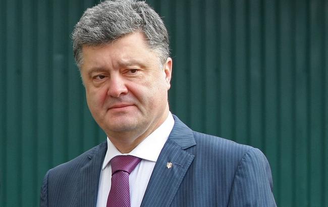Порошенко призвал дипломатов работать на имидж Украины в мире 