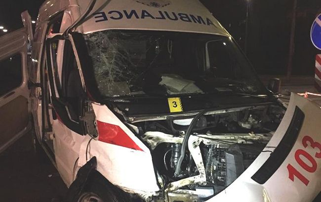 Полиция открыла производство из-за ДТП со скорой в Киеве