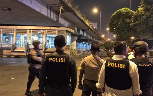 Взрыв в Индонезии: полиция сообщила про двух погибших