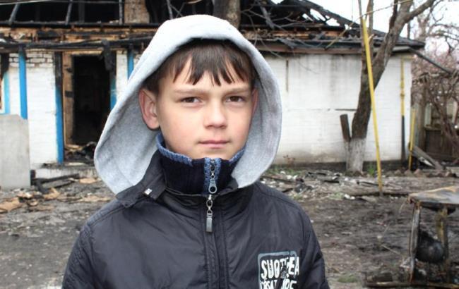 10-летний мальчик из Полтавской области спас из горящего дома трех маленьких братьев