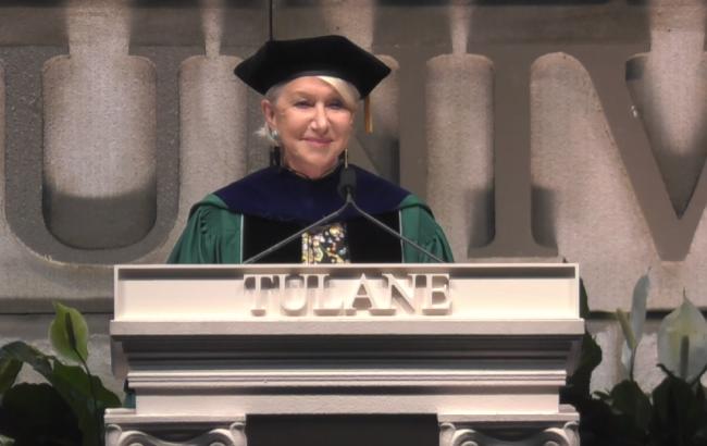 Известная актриса "потроллила" Трампа за его ночные твиты