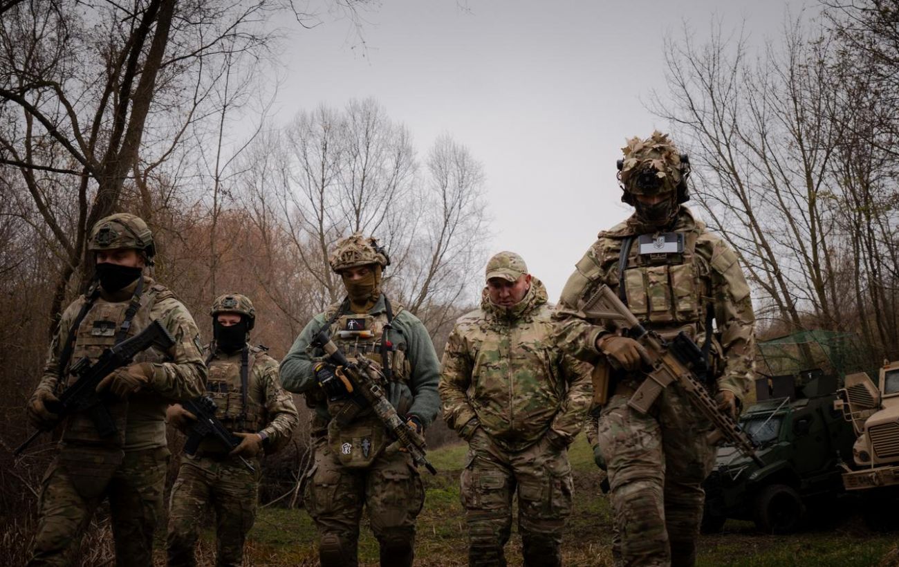 "Прорвались крізь міни у ворожий тил". Як "Артан" вже 4 роки здійснює "неможливі місії"