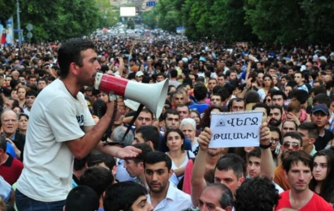 Протест в Єревані: учасники акції створили кілька робочих груп