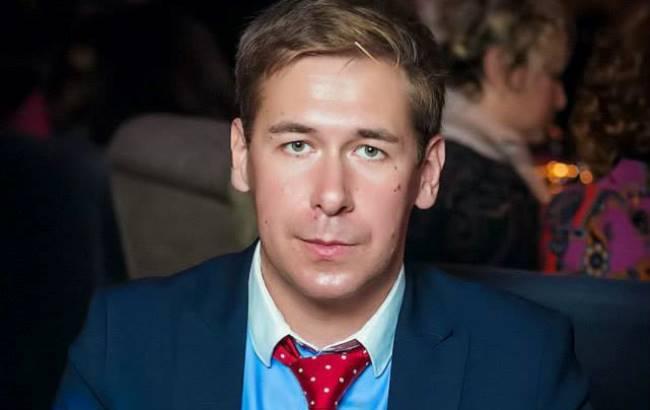 "Желто-голубые ленточки быстро выгорают до черно-рыжих": Новиков обвинил украинцев в "вышиватничестве"