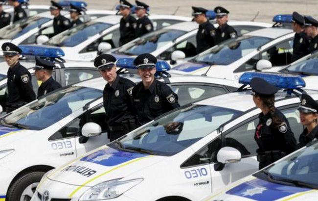 В Киеве столкнулись два автомобиля патрульной полиции