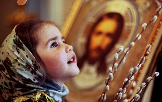 Католики сегодня празднуют Пасху, православные - Вербное воскресенье