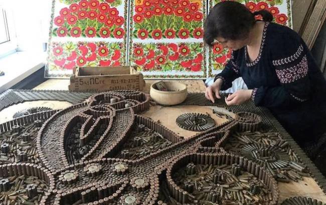 В Киеве на выставке покажут картину из гильз