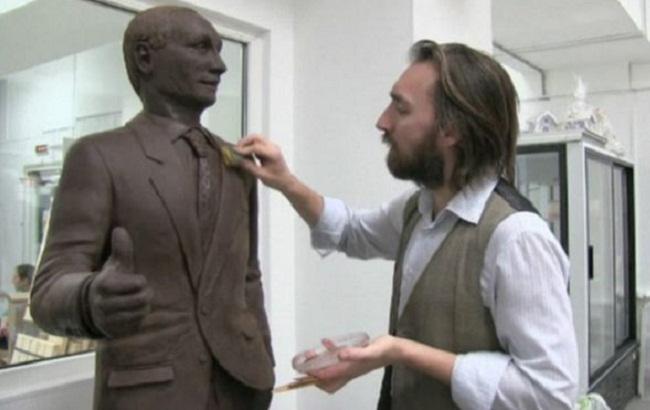 "Мягкий и податливый": скульптура Путина украсила "Праздник шоколада"