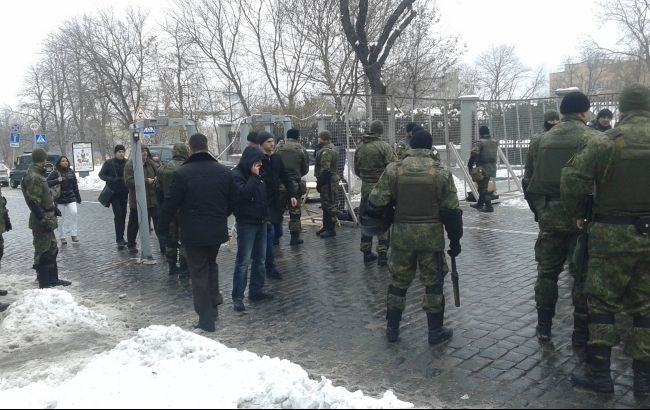 Протесты в Киеве: под зданием НБУ усилили меры безопасности