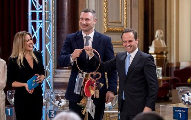 Кличко передал мэру Лиссабона символические ключи от Евровидения