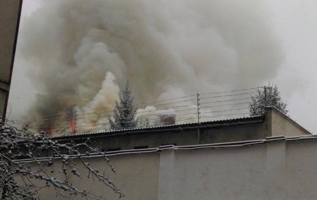 В Ужгороде произошел пожар в одном из корпусов СИЗО