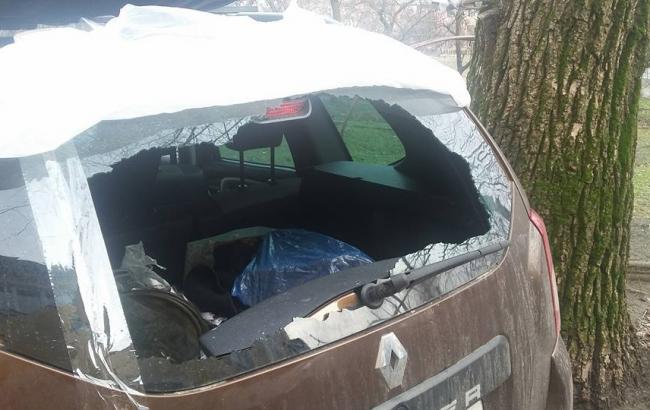 В Киеве ограбили машину известного волонтера и АТОшника