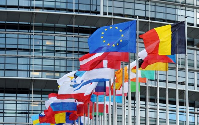 Европейские банки потеряли 56 млрд долл. на фоне кризиса в Греции