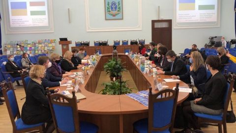 Украина и Венгрия впервые на уровне комиссии обсудят закон об образовании