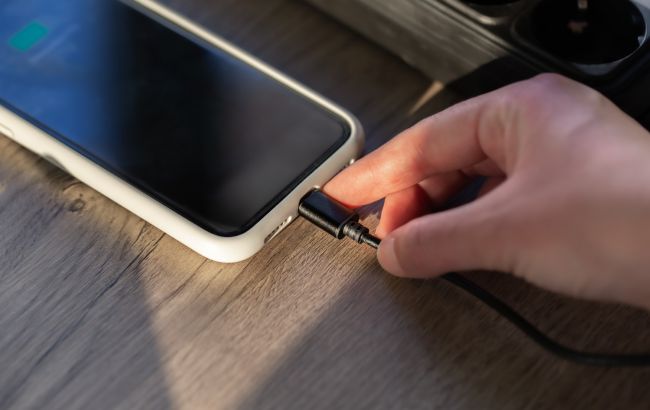 Яку зарядку використовує ваш iPhone - швидку чи повільну? Простий лайфхак, щоб дізнатися