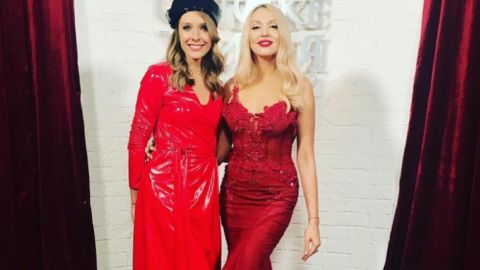 Полякова і Осадча в купальниках прогулялися по пляжу в Туреччині (відео)