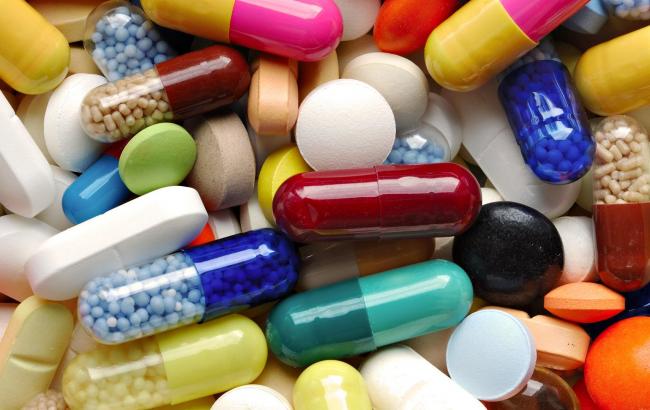 В Україні стартував процес поступового зниження цін на ліки