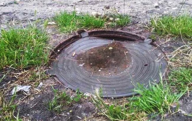 "Уютный домик": супруги около 22 лет живут в канализации и переезжать не планируют (ФОТО)