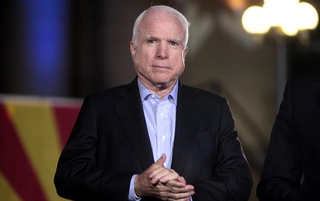 Путін і його режим повинні заплатити за окупацію Криму і дестабілізацію в Україні, - Маккейн