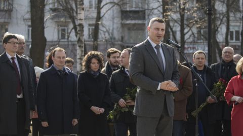 Кличко открыл в Киеве сквер имени Немцова