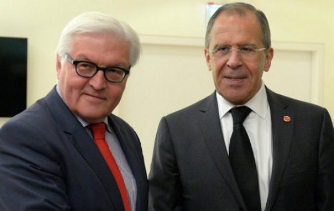 Лавров и Штайнмайер договорились продолжить переговоры по Украине в двустороннем и "нормандском" форматах
