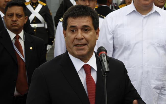 В Парагвае президент подал в отставку