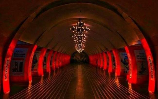 Сеть поразило необычное фото киевского метро