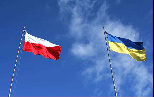 Польща засуджує обстріл Авдіївки і закликає Росію вивести війська з Донбасу