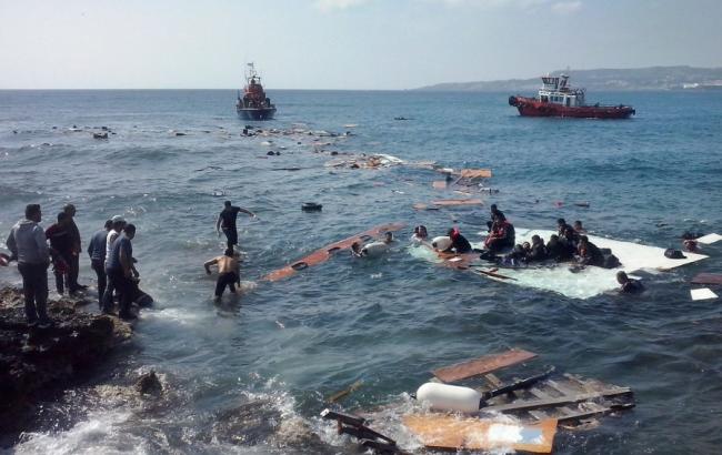 В Средиземном море утонули более 30 мигрантов, преимущественно дети