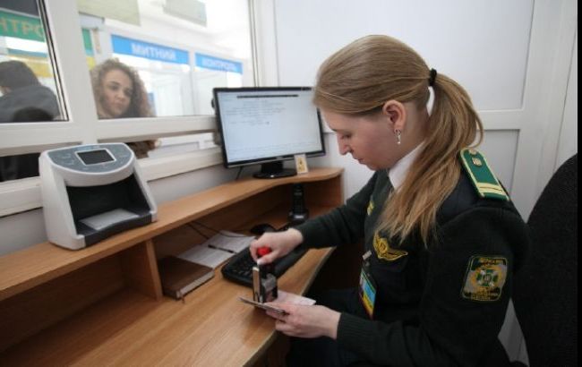 У Волинській області прикордонники затримали двох африканців з підробленими та чужими документами