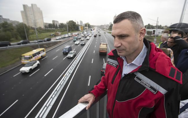 Кличко відкрив шляхопроводи на перетині Богатирської, які не ремонтувались понад 30 років