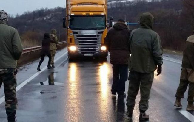 Російські фури блокують і в Житомирській області