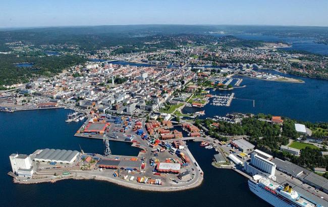 В Норвегии могут построить первый в мире подводный плавучий туннель